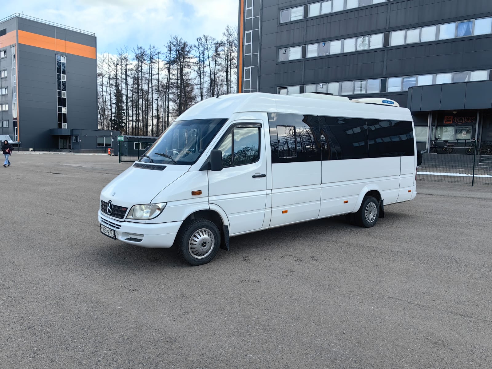 8087de29-27a4-44bc-8de4-e6f190776e4f-1