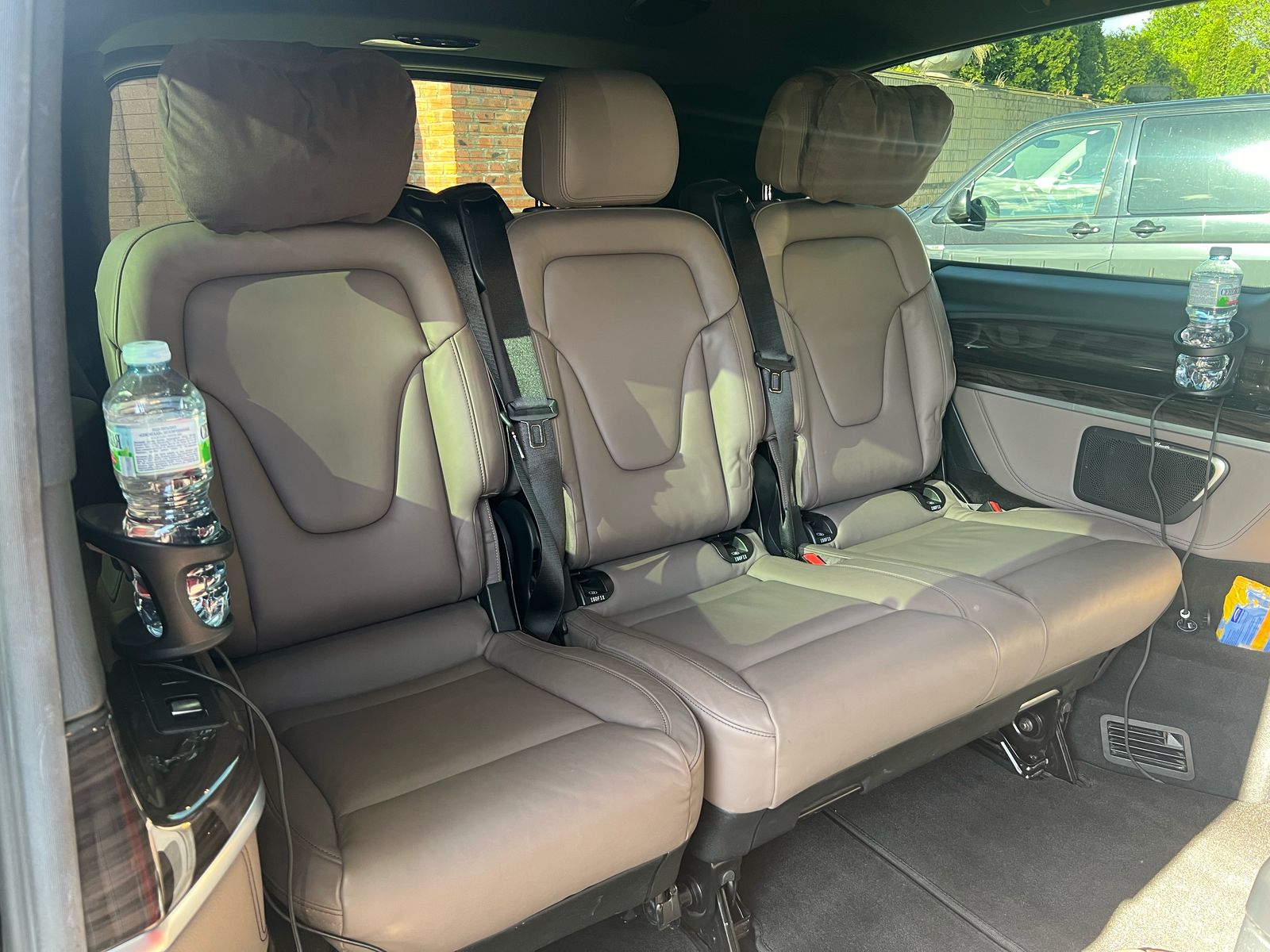 c1604885-7adb-433b-8a18-ba8388523b66